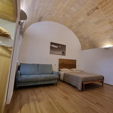 Novecento Italiano Bed & Breakfast 4*