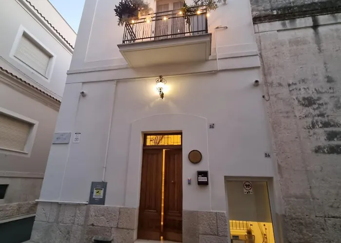 Novecento Italiano 4*